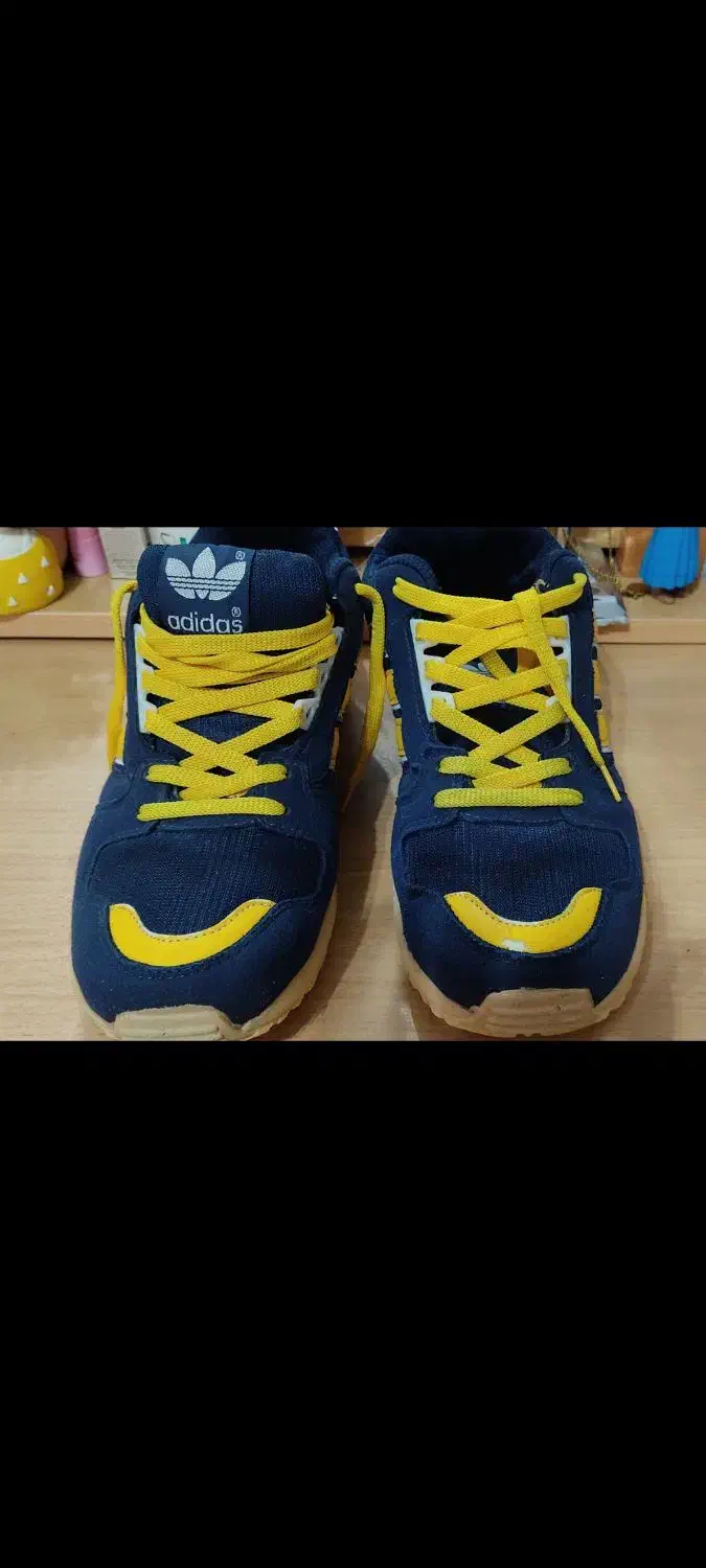 کفش کتانی آدیداس درحد|کیف، کفش، کمربند|تالش, هشتپر|دیوار