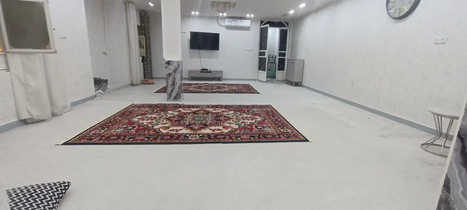 فروش پالاز موکت و دو عدد قالی نه متری|موکت|خرمشهر, |دیوار