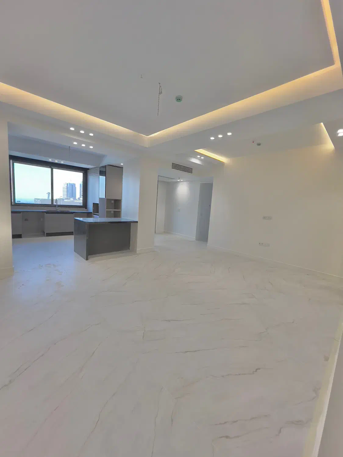 ۹۵ متر با ۱۵ متر پاسیو فول  بدون مشابه تاپ لوکیشن