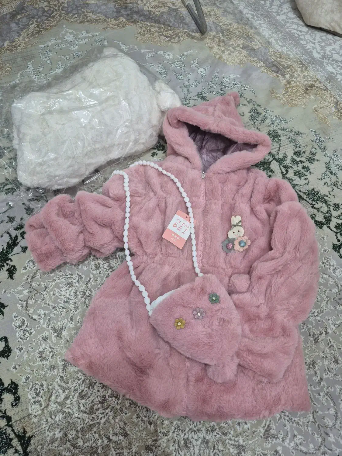 کاپشن وارداتی|کفش و لباس بچه|مشهد, کارمندان دوم|دیوار