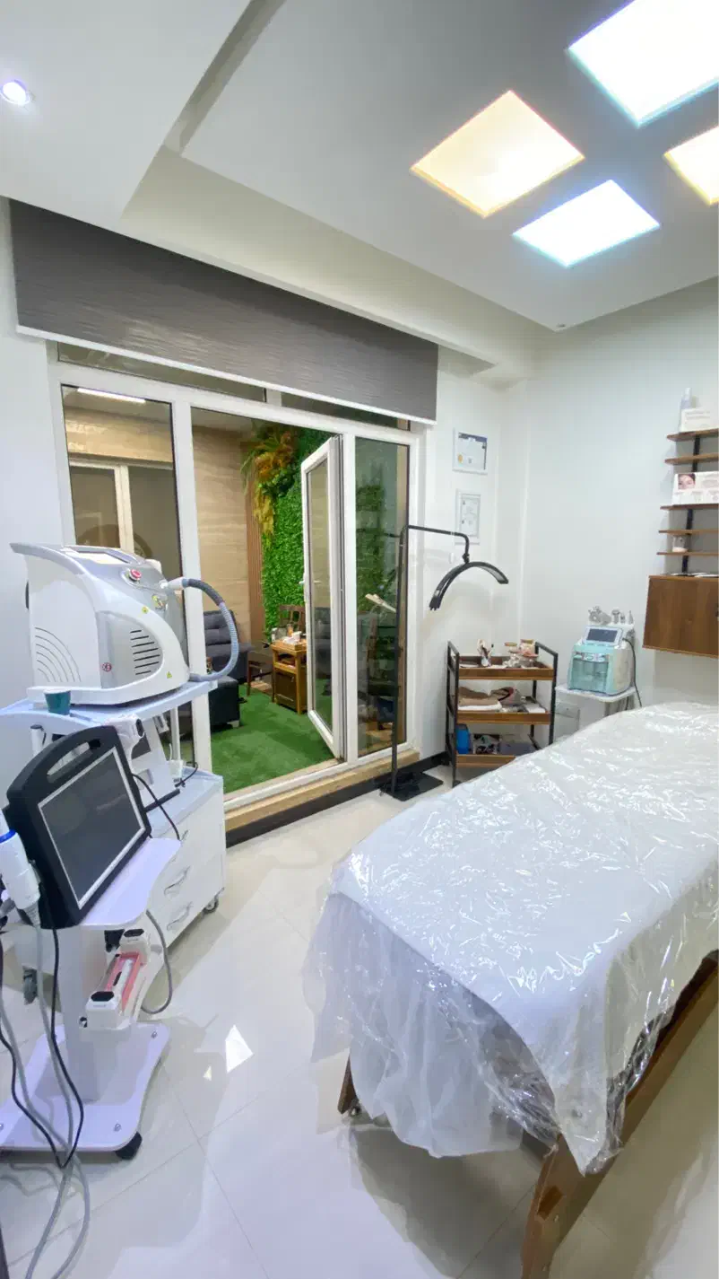 آگهی استخدام منشی و اپراتور لاغری ( کامرانیه )|استخدام درمانی، زیبایی، بهداشتی|تهران, کامرانیه|دیوار