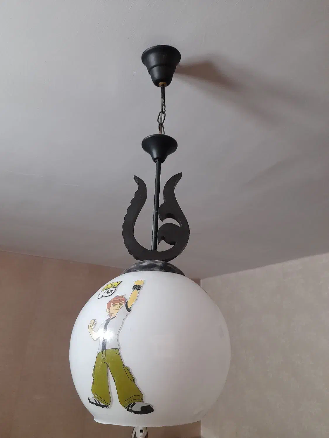 لوستر اتاق پسر بچه|لوستر و چراغ آویز|شاهینشهر, حافظ شمالی|دیوار