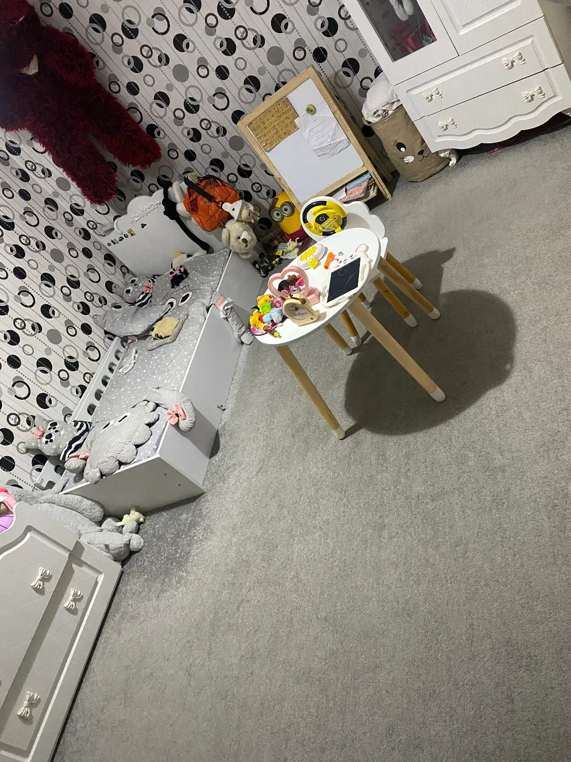 موکت ۱۲متری|موکت|صدرا-فارس, فاز ۱|دیوار