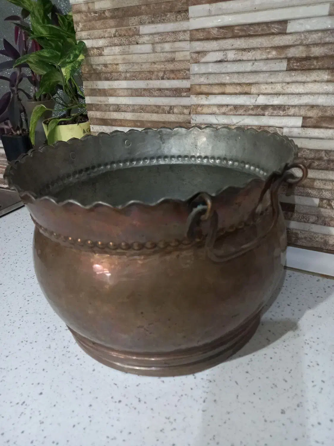 بشقاب مسی گلدان مسی|صنایع دستی و سایر لوازم تزئینی|تهران, سید خندان (جلفا)|دیوار