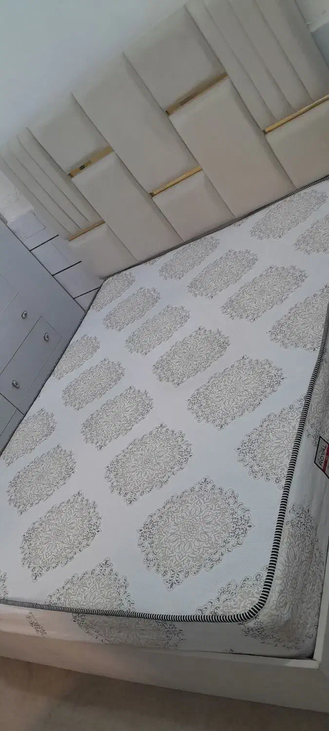 تخت دونفره همراه تشک|تخت و سرویس خواب|کارون, |دیوار