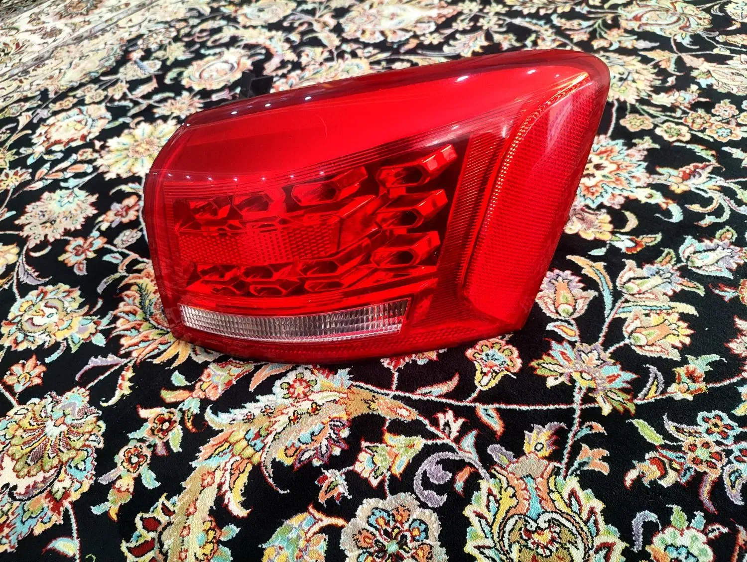 چراغ عقب سمت راست خودرو جک S5|قطعات یدکی و لوازم جانبی|فولادشهر, C4|دیوار