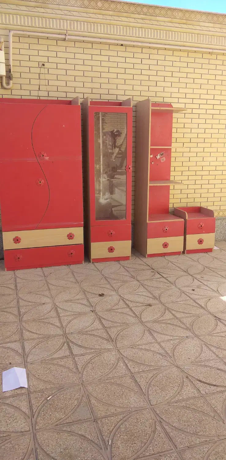 سرویس خواب کودک|تخت و صندلی بچه|آباده, |دیوار