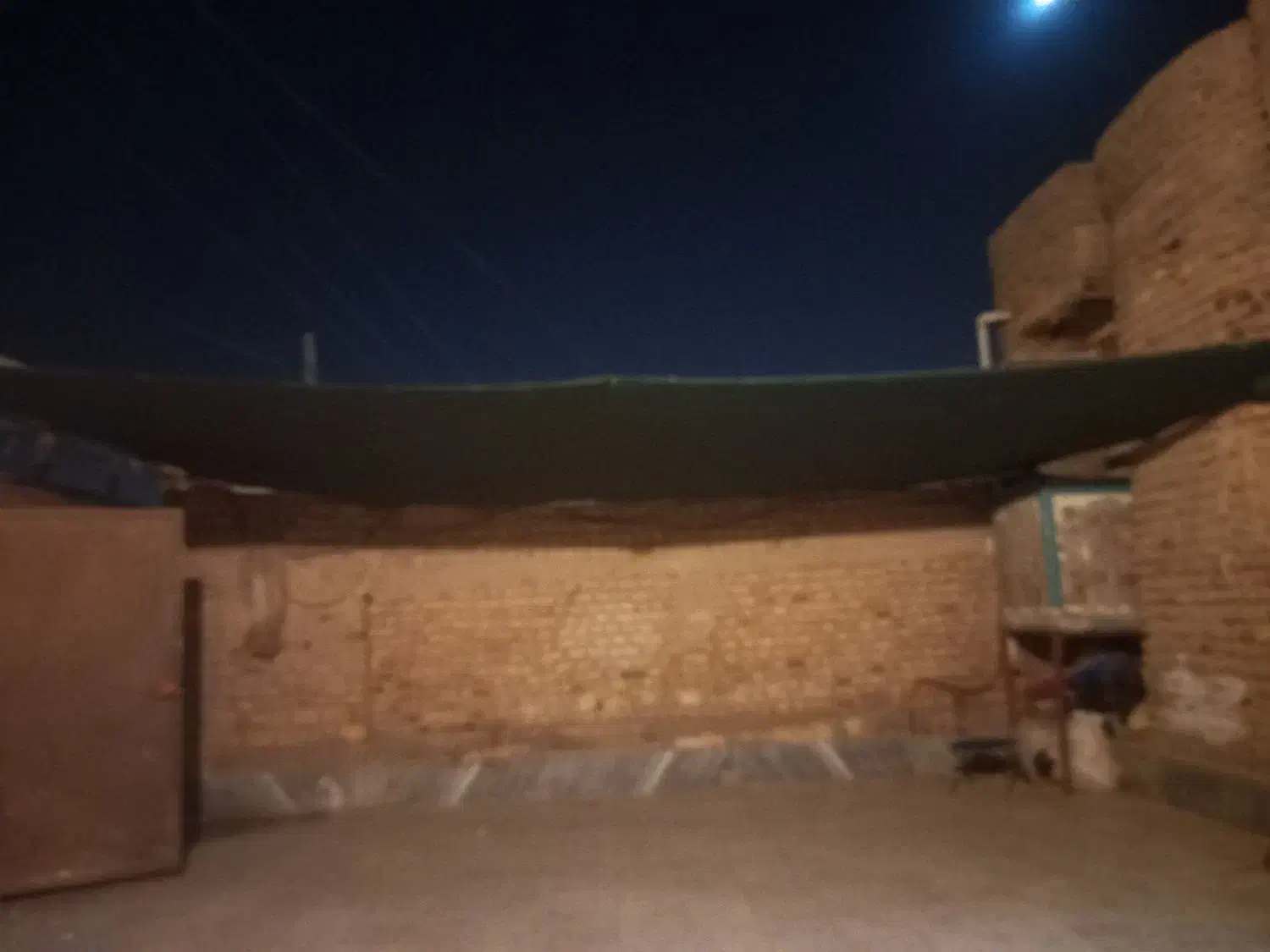 نصاب سایه بان پارچه شیدوسایه بان ایرانیتی|خدمات پیشه و مهارت|زابل, |دیوار