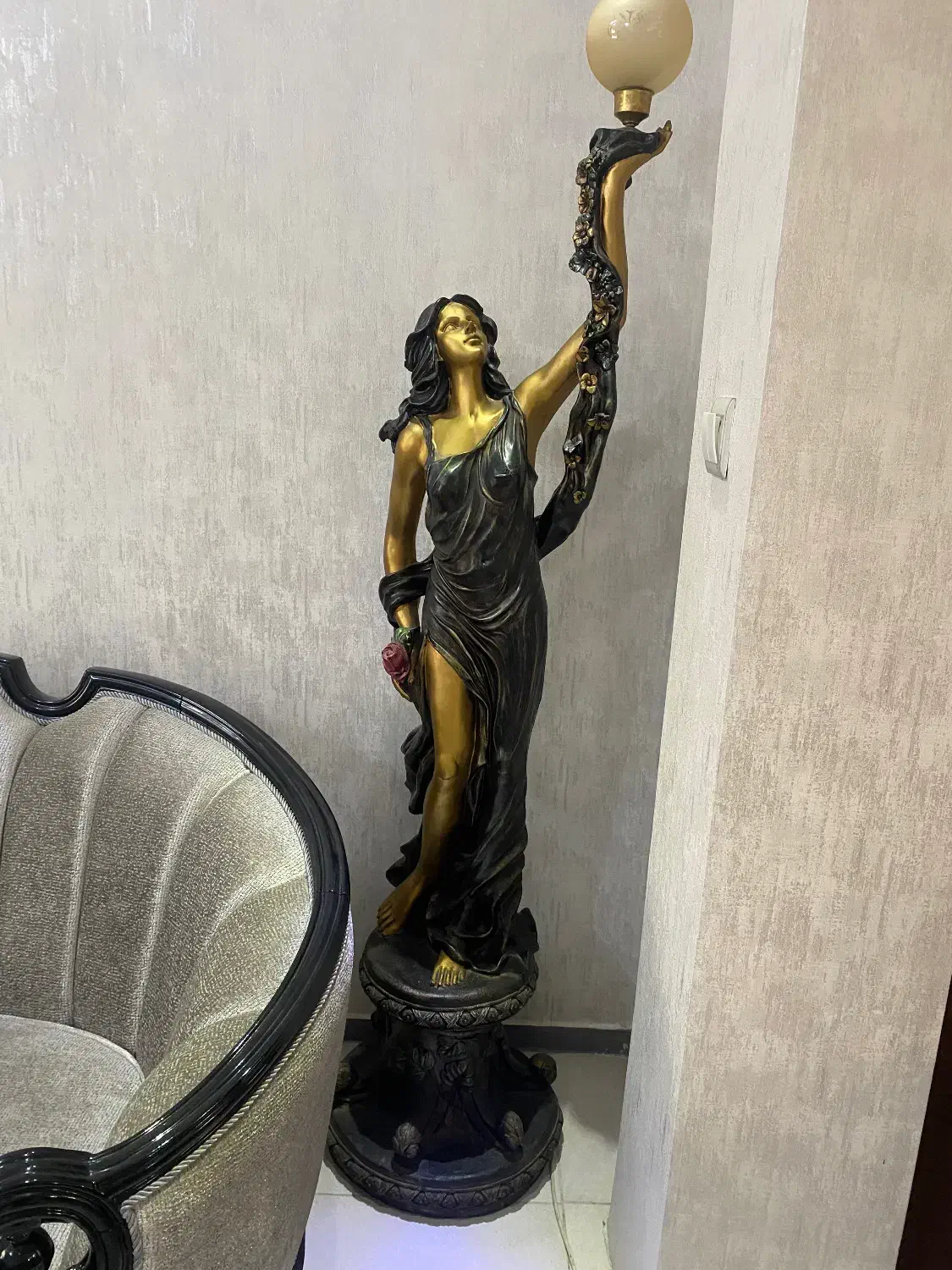 مجسمه|مجسمه، تندیس، ماکت|بندرعباس, |دیوار