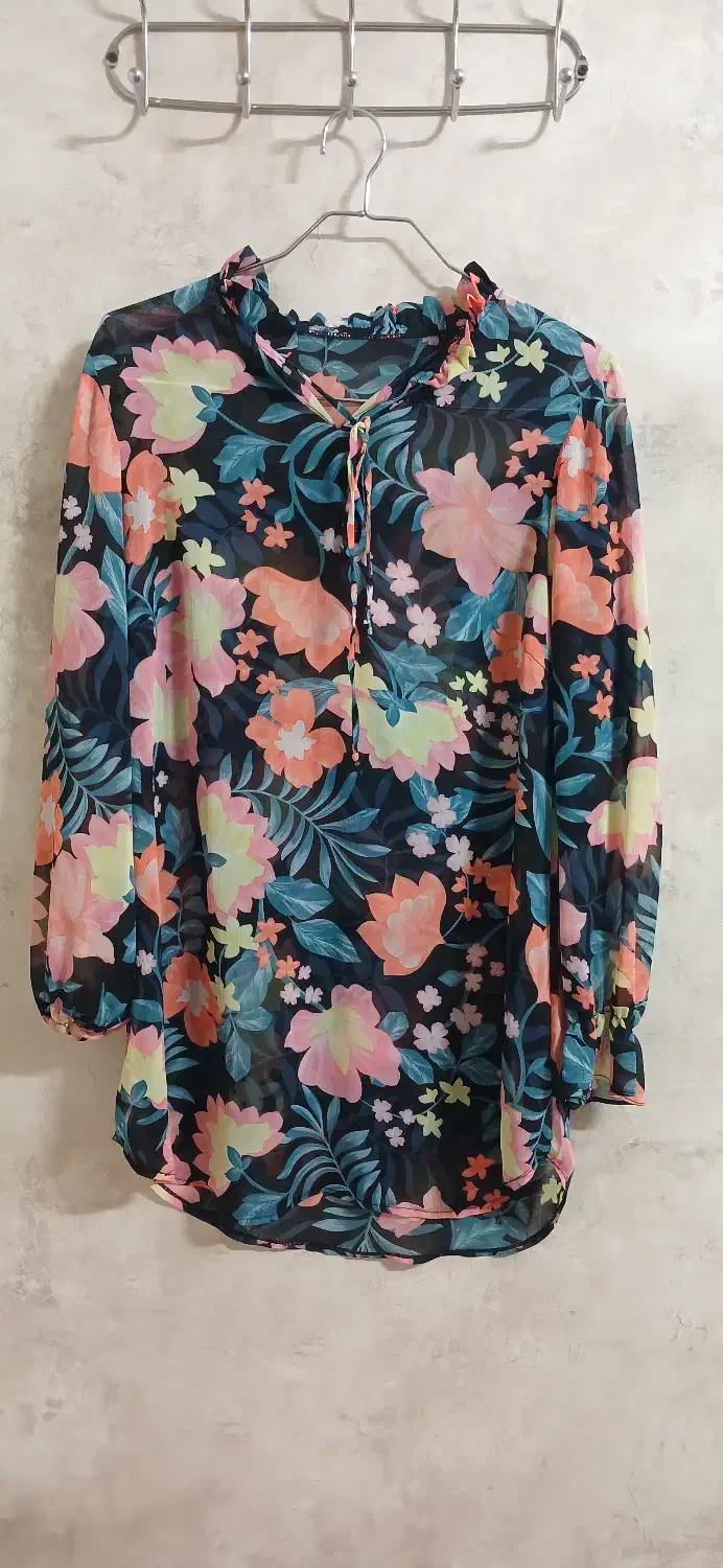 لباس|لباس|ملایر, |دیوار