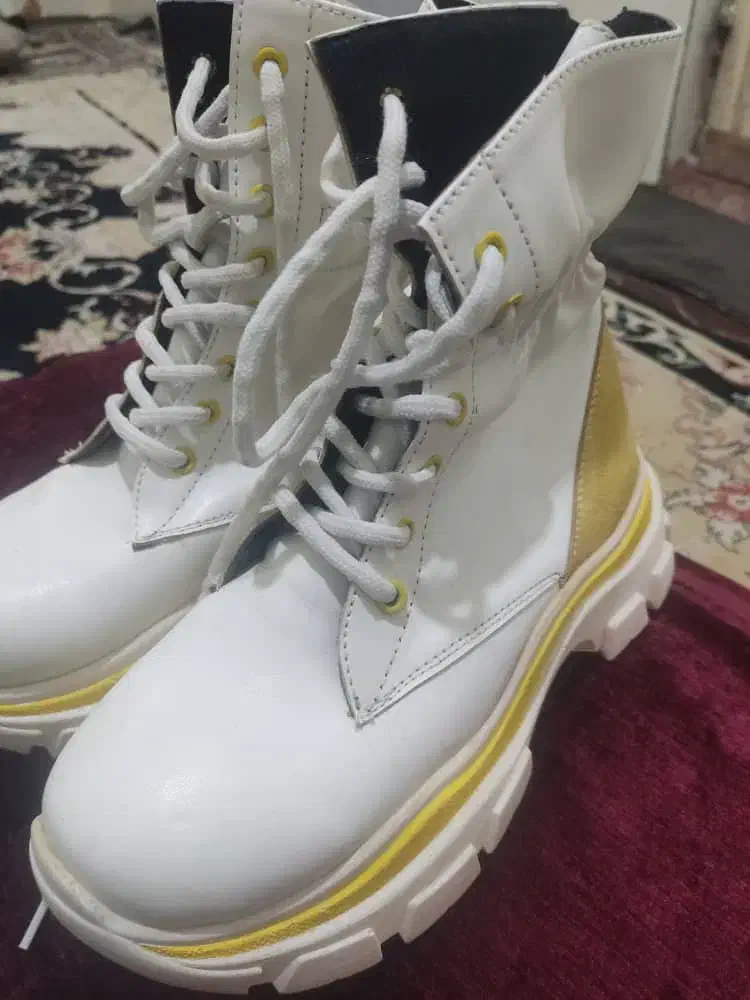 کفش بوتین سایز37|کیف، کفش، کمربند|مرودشت, سهل‌آباد|دیوار