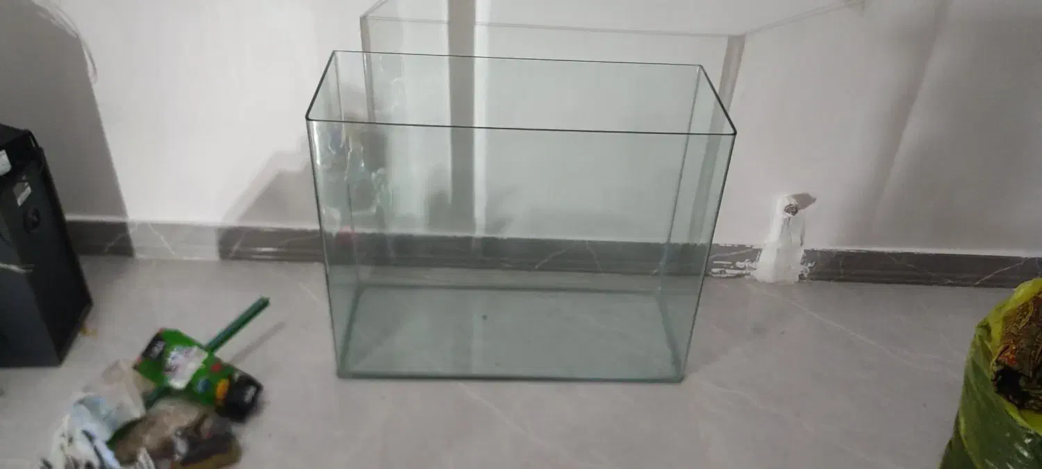 آکواریوم و لوازم تزیینی|ماهی|ایلام, |دیوار