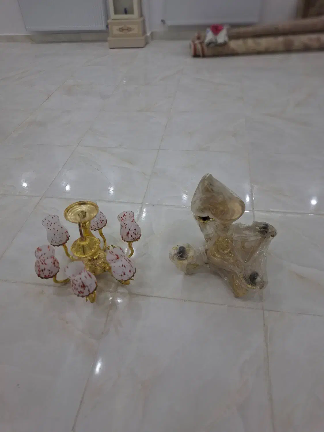 دو عدد لوستر فلزی با آبکاری طلا|لوستر و چراغ آویز|قروه, |دیوار