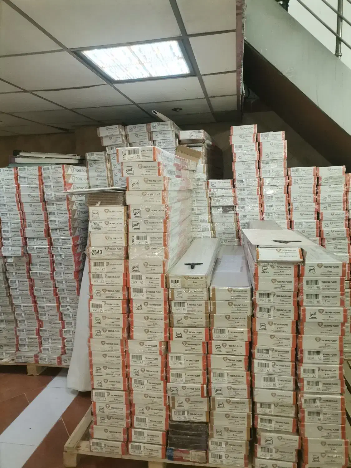 پخش پارکت، ماربل شیت، ترمو، قرنیز|خدمات پیشه و مهارت|اردبیل, |دیوار