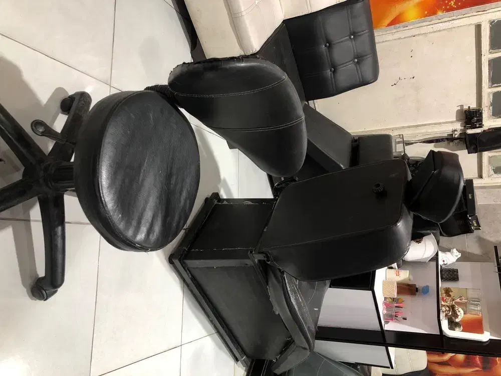 فروش ویژه لوازم سالن زیبایی به علت جمع شدن سالن...|آرایشگاه و سالن‌های زیبایی|مشهد, شهید قربانی|دیوار