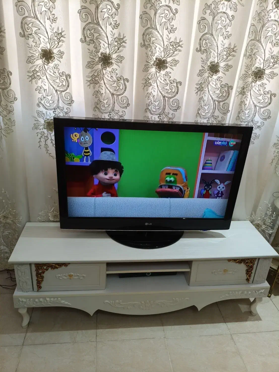 میز تلویزیون|میز تلویزیون|قرچک, زیبا شهر|دیوار