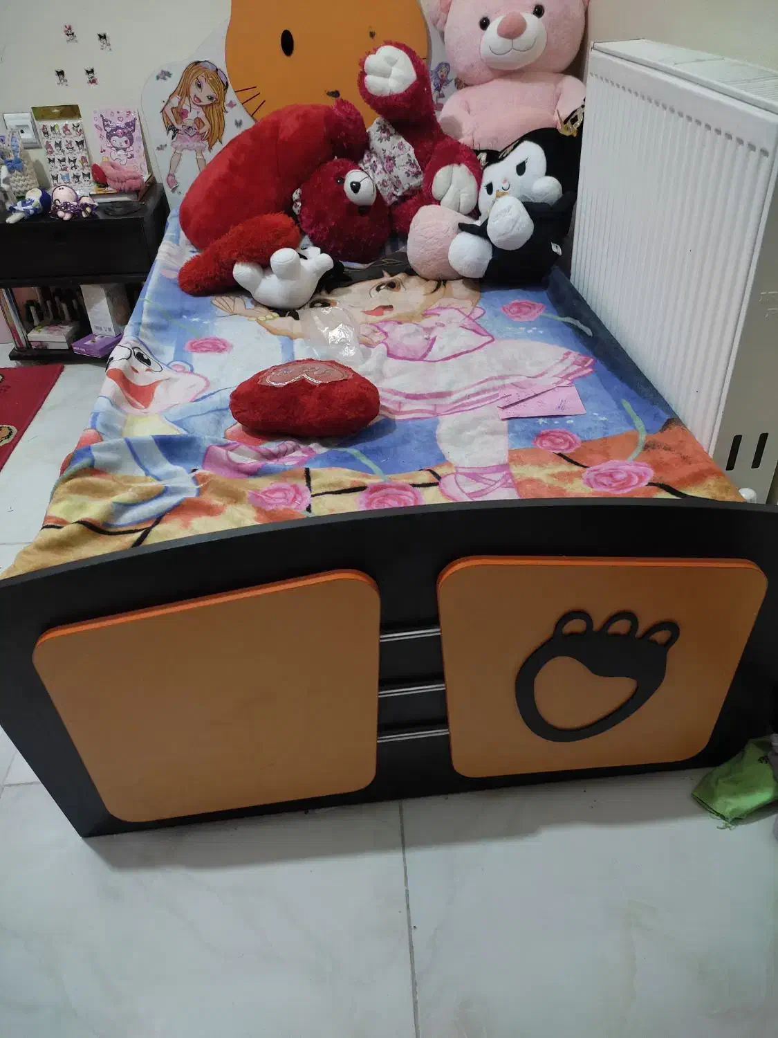 تخت نوجوان|تخت و سرویس خواب|شاهینشهر, اقبال لاهوری|دیوار