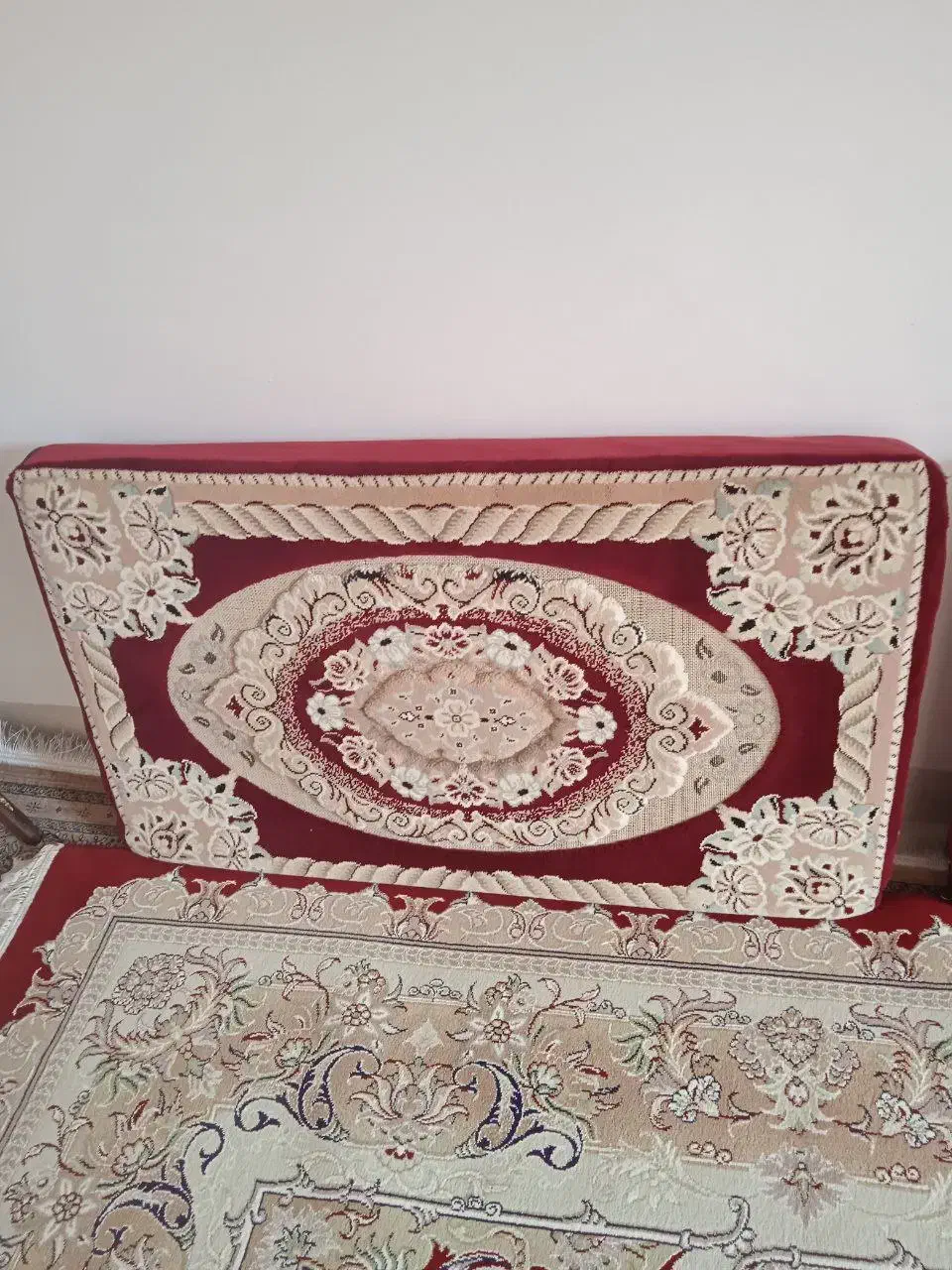 فرش و پشتی|فرش|بانه, |دیوار