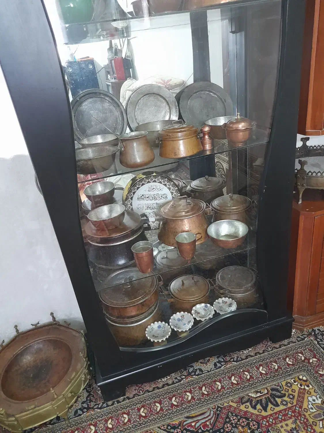 فروش ظروف مسی قدیمی تمیز|کلکسیون اشیاء عتیقه|بابل, |دیوار