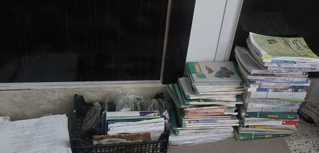 کتاب هاوکتاب کارهای تجربی با دی وی دی فقط یه تومن|لوازم التحریر|یاسوج, |دیوار