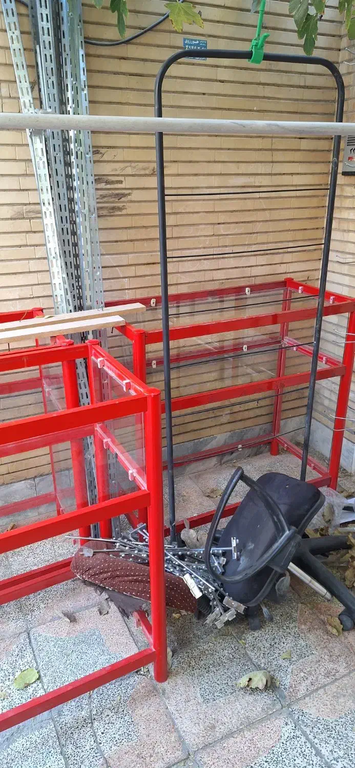 اویز لباس|بوفه، ویترین، کنسول|برخوار, |دیوار