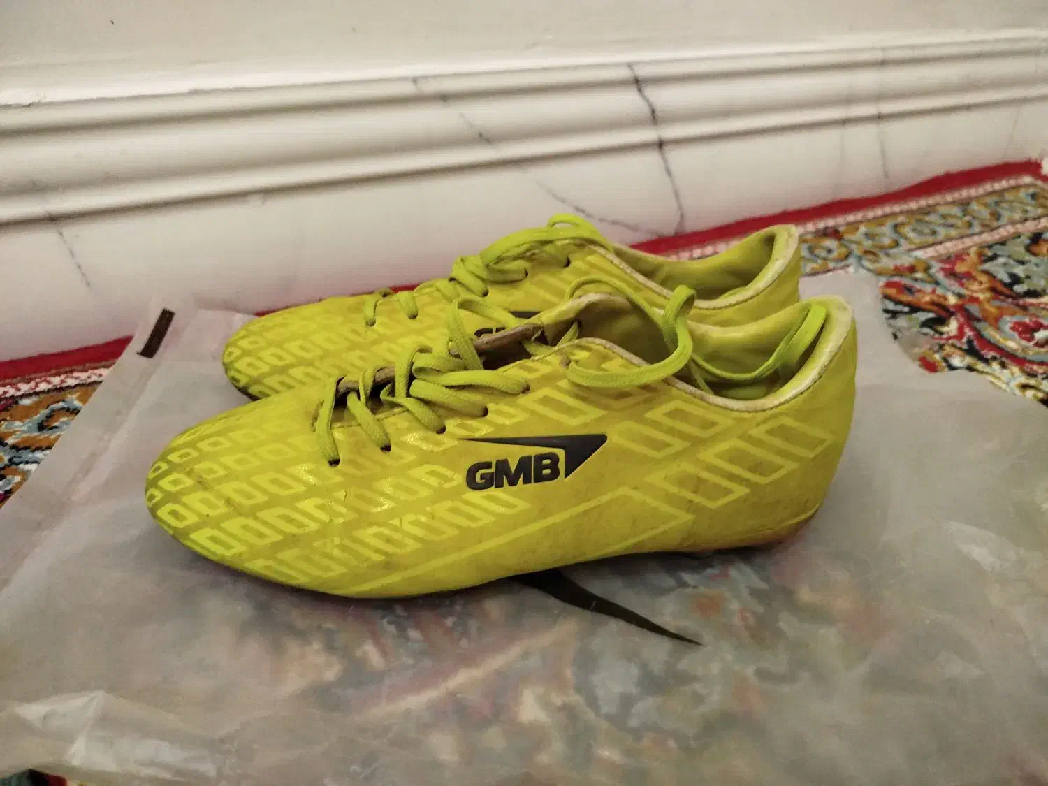 کفش چمن 39|کیف، کفش، کمربند|یاسوج, |دیوار