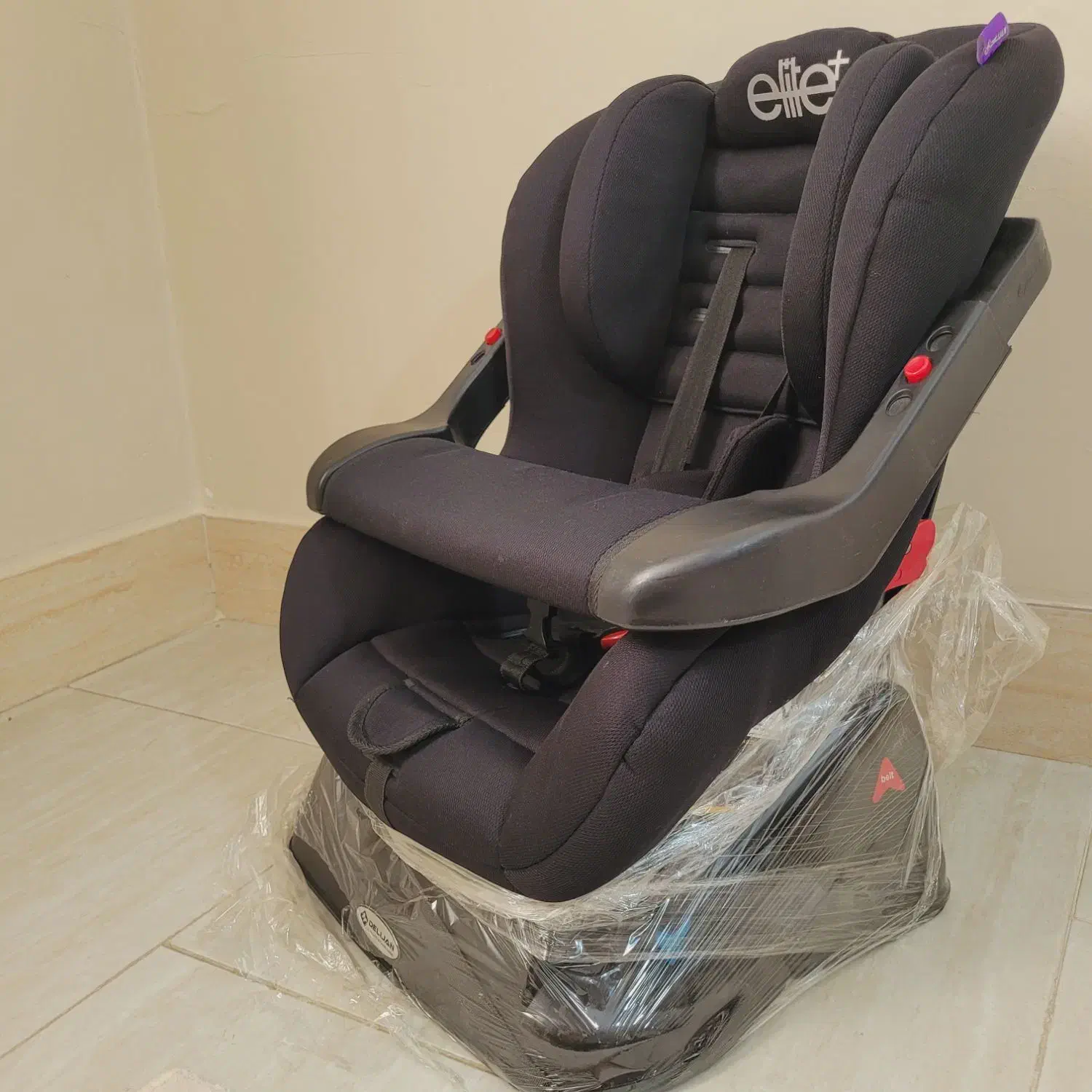 صندلی ماشین کاملا نو|اسباب و اثاث بچه|زنجان, |دیوار