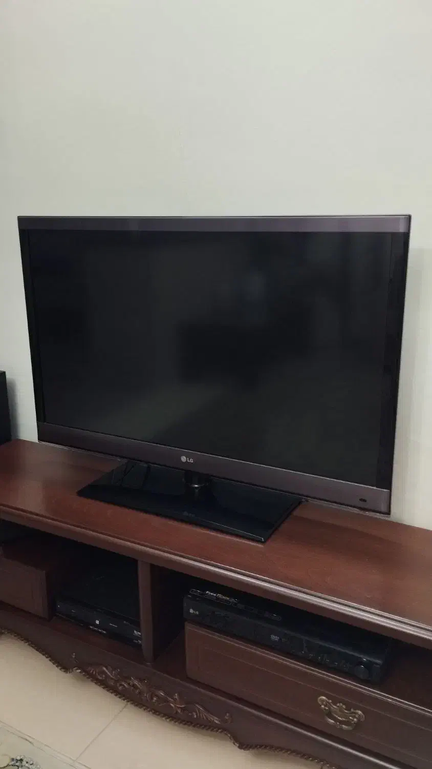 تلویزیون ال ای دی ۴۲ اینچ الجی هوشمند|تلویزیون و پروژکتور|تهران, تهرانپارس غربی|دیوار