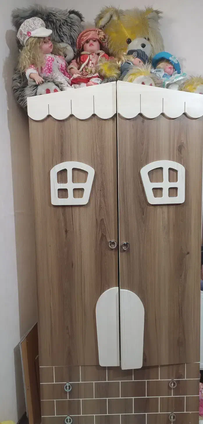 سرویس تخت و کمد کودک|تخت و سرویس خواب|اصفهان, لاله|دیوار