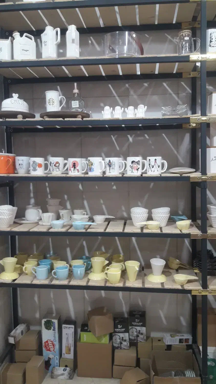 سرامیکی و پلاستیکی|ظروف نگهدارنده، پلاستیکی، یکبارمصرف|اصفهان, برازنده|دیوار