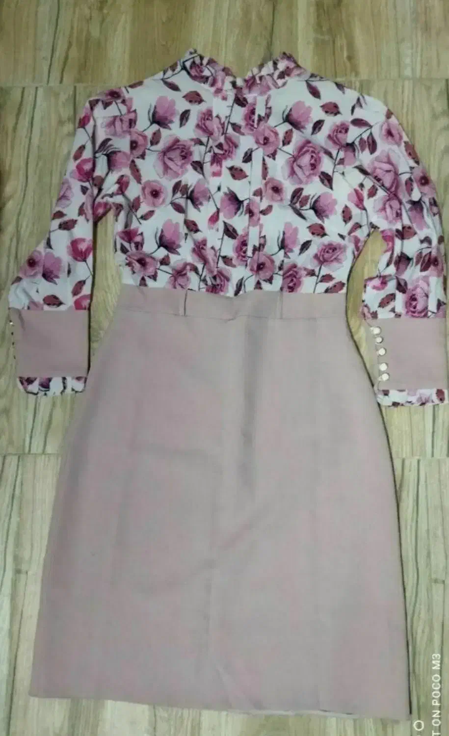 شومیز|لباس|دورود, |دیوار