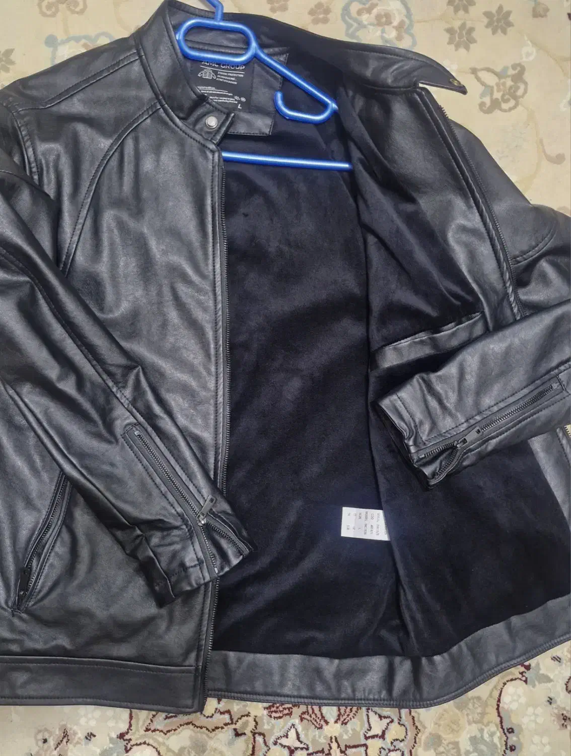 کاپشن چرم مارک MC|لباس|رشت, گلسار|دیوار