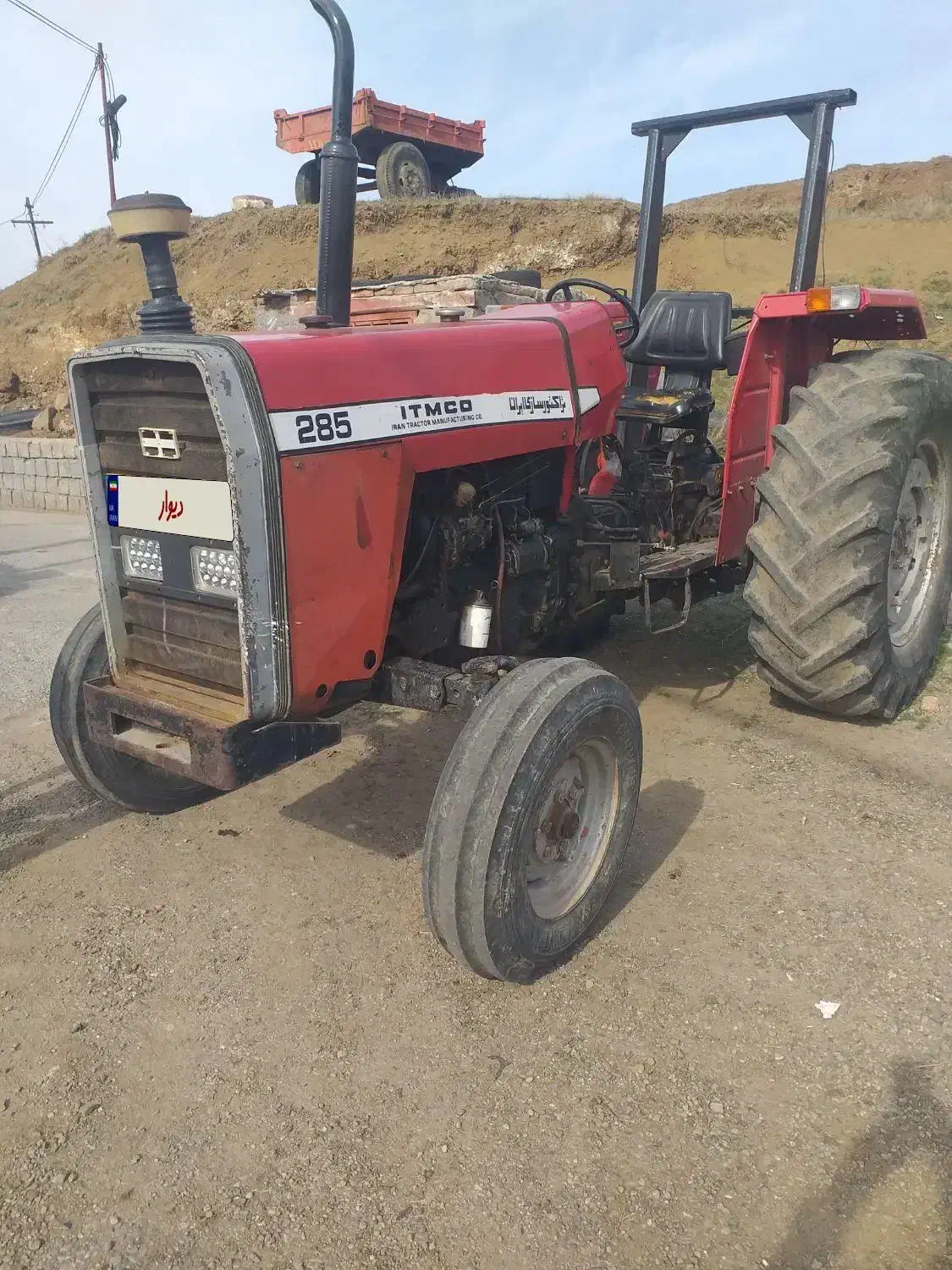 تراکتور ۲۸۵مدل ۸۲|خودرو سنگین|تبریز, |دیوار
