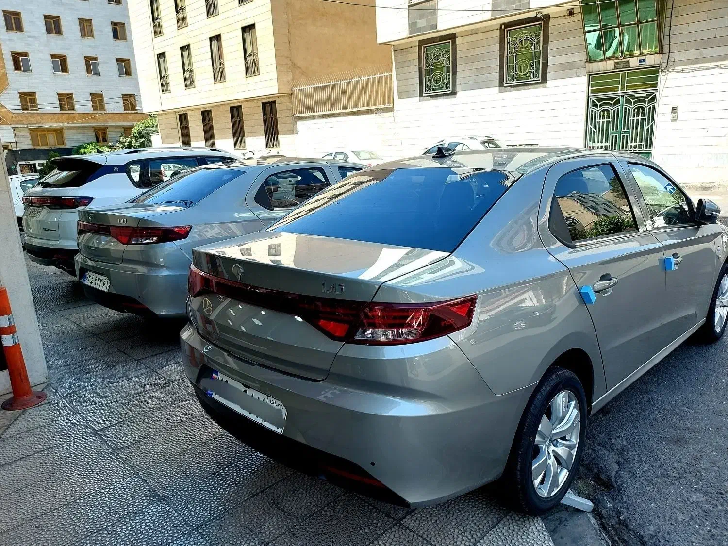 تارا LX V4 صفر خشک تیتانیوم سفید اتومات مدل ۱۴۰۴|خودرو سواری و وانت|تهران, صادقیه|دیوار