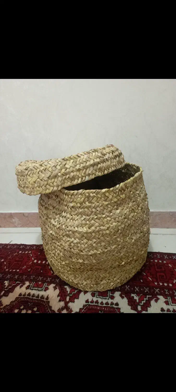 سبد حصیری کاملاً نو ۴۲۰ هزار ت|صنایع دستی و سایر لوازم تزئینی|تهران, مینی‌سیتی (شهرک نفت)|دیوار