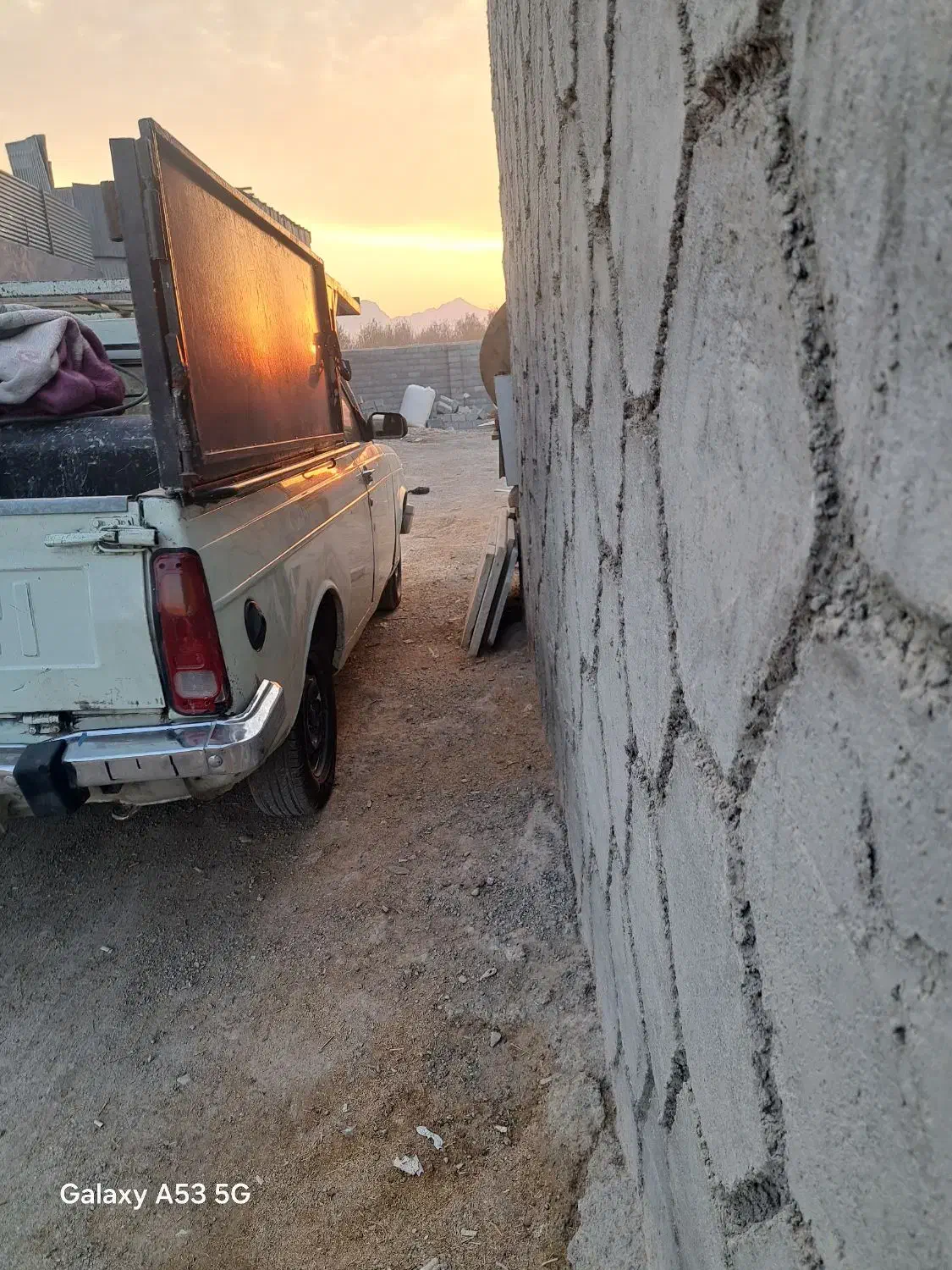 وانت پیکان|خودرو سواری و وانت|اصفهان, قهجاورستان|دیوار