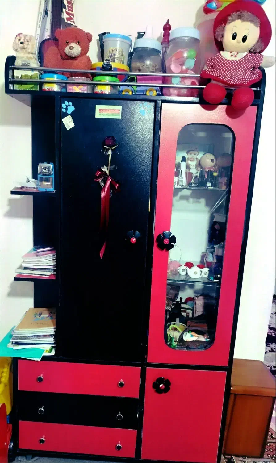 تخت و کمد به همراه خوش خواب|تخت و سرویس خواب|بیرجند, |دیوار