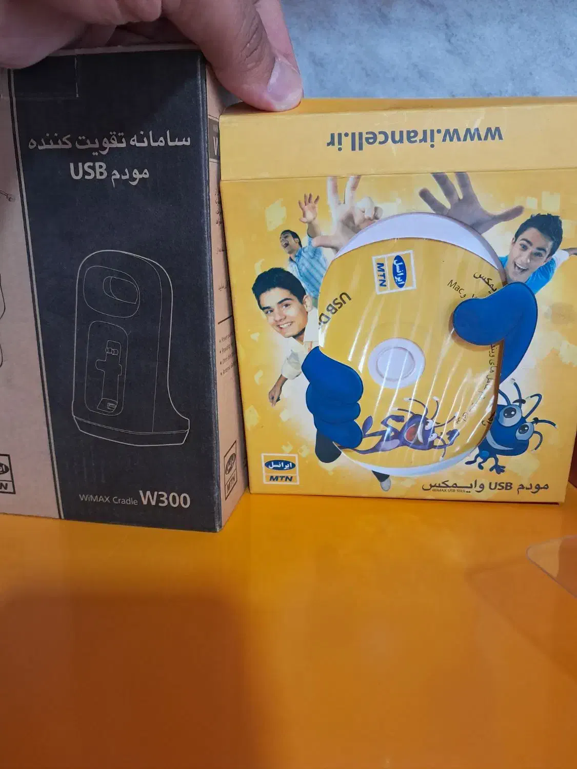 مودم ایرانسل و مودم D-link|مودم و تجهیزات شبکه|فردیس, شهرک ۱۱۰|دیوار