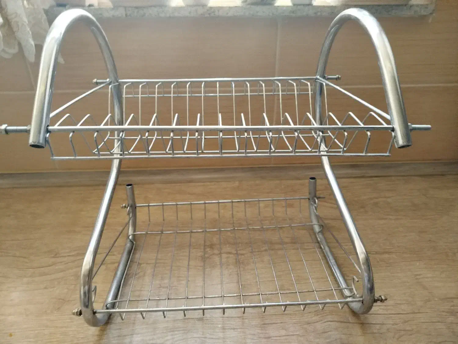 اب چکان  عرض ۲۴ طول۳۴|آب‌چکان و نظم‌دهنده ظروف|تبریز, |دیوار