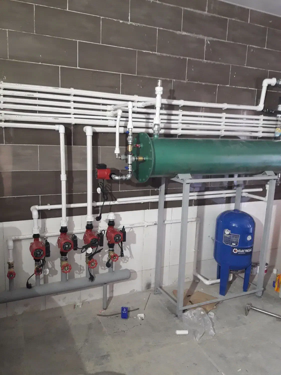 لوله کشی سردو گرم استخر موتور خانه و گاز و نصبیات|خدمات پیشه و مهارت|تبریز, |دیوار