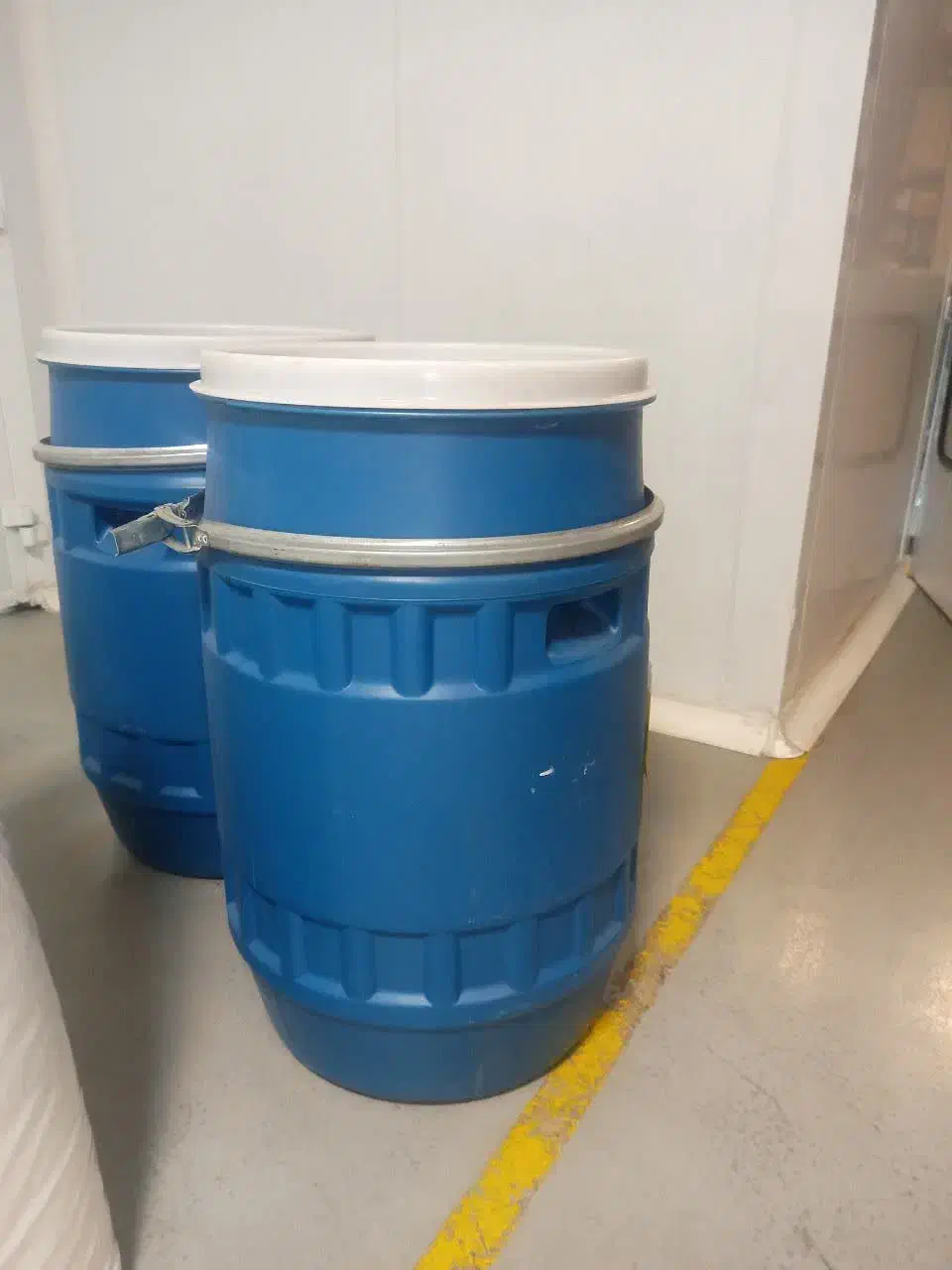 دبه ۶۰لیتری|ظروف نگهدارنده، پلاستیکی، یک‌بارمصرف|قم, قلعه کامکار|دیوار