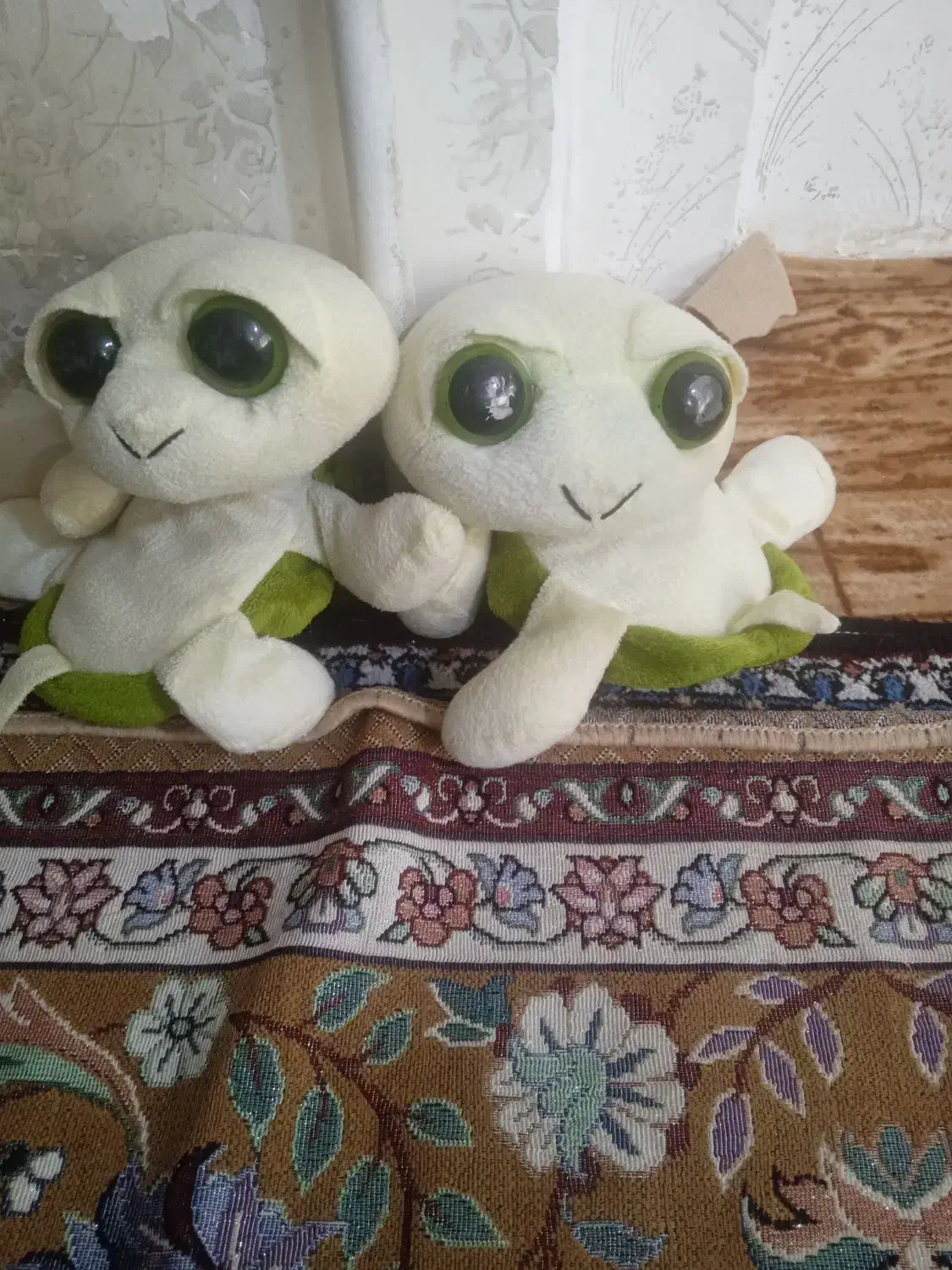 عروسک|اسباب‌‌بازی|بروجرد, |دیوار