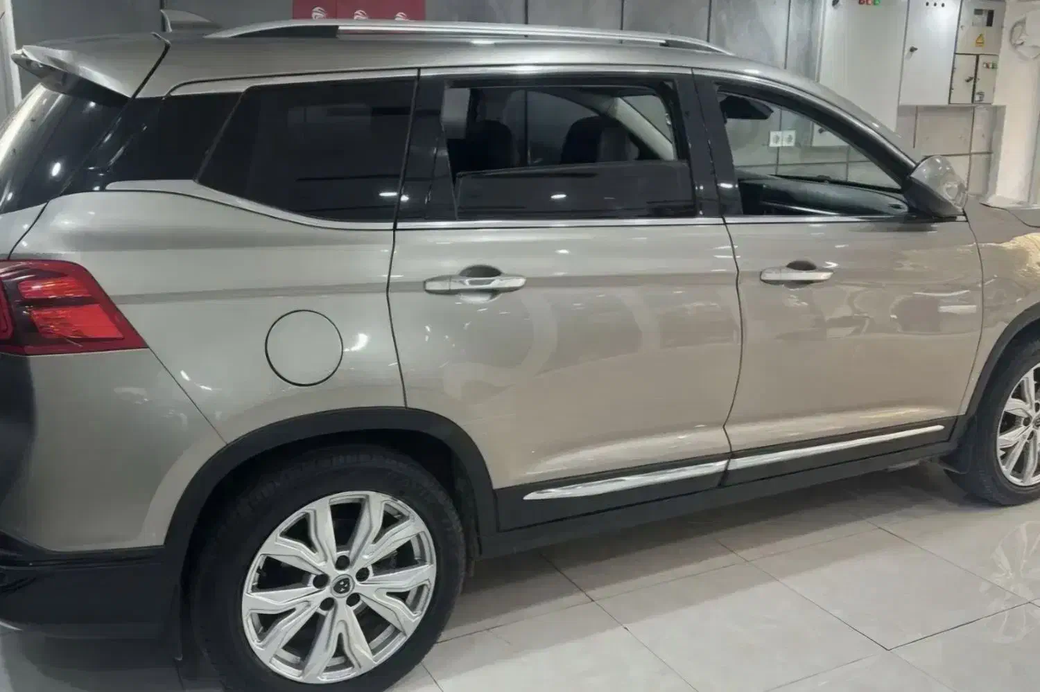 فروش T5 مدل ۱۴۰۲ رنگ بژ|خودرو سواری و وانت|مشهد, شهید بهشتی|دیوار