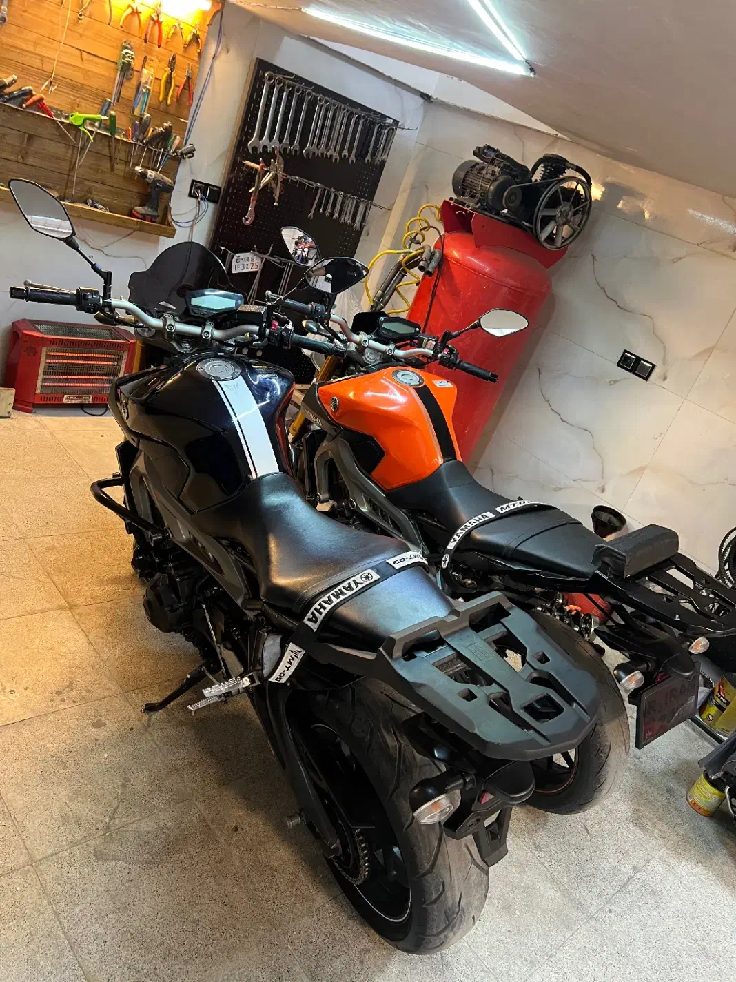 Mt09|موتورسیکلت|تهران, عبدل‌آباد|دیوار