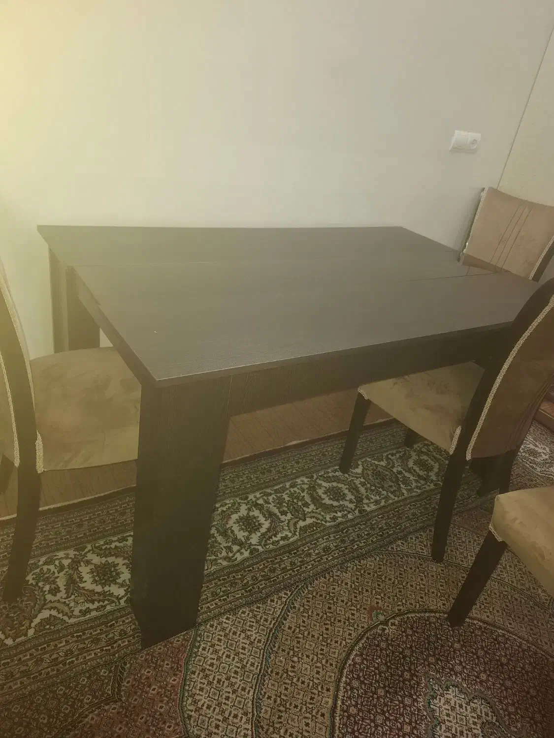 میز غذا خوری شش نفره در حد نو|میز و صندلی غذاخوری|سراب, |دیوار
