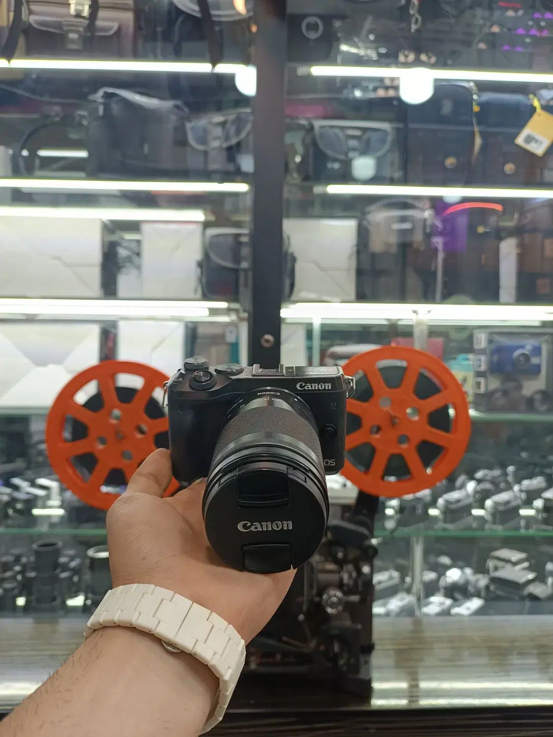 canon M6 lens 18-150|دوربین عکاسی و فیلم‌برداری|تهران, پامنار|دیوار