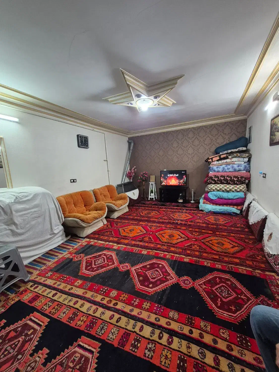 150متربنا در بر۵ /در 3طبقه/پنج قدم تا خیابان اصلی|فروش خانه و ویلا|قرچک, مهدیه|دیوار