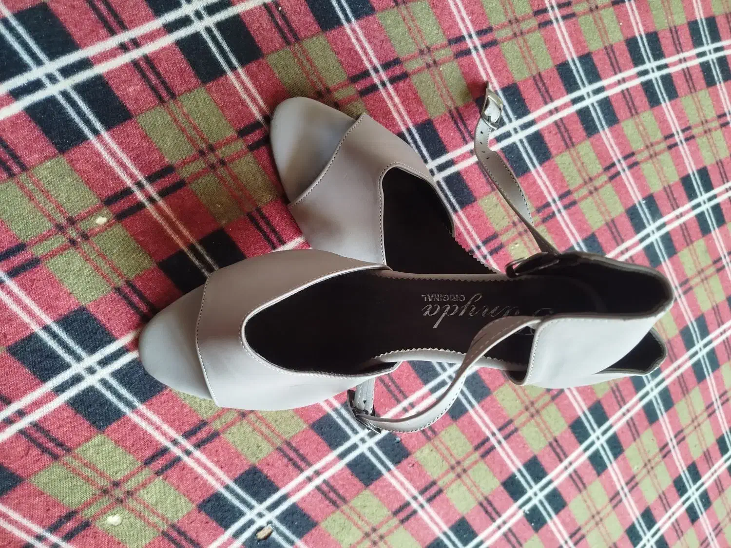 کفش وکیف|کیف، کفش، کمربند|خرمآباد, |دیوار