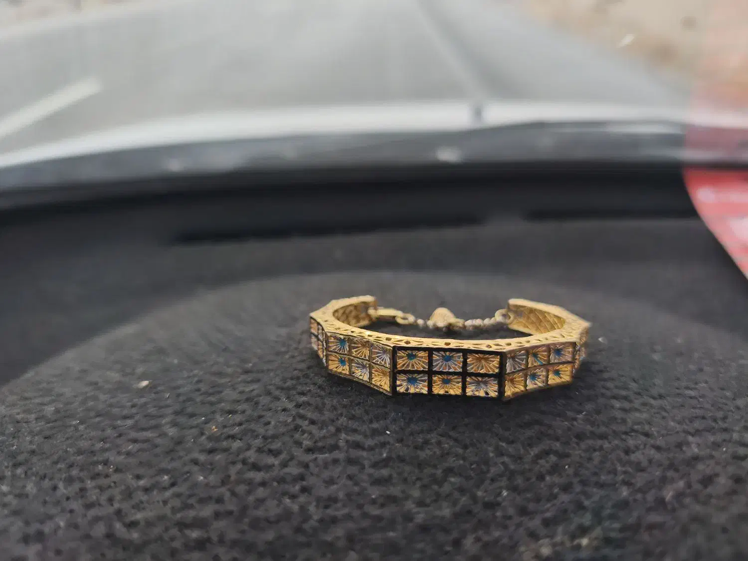 دستبند طلا|جواهرات|مهر, |دیوار