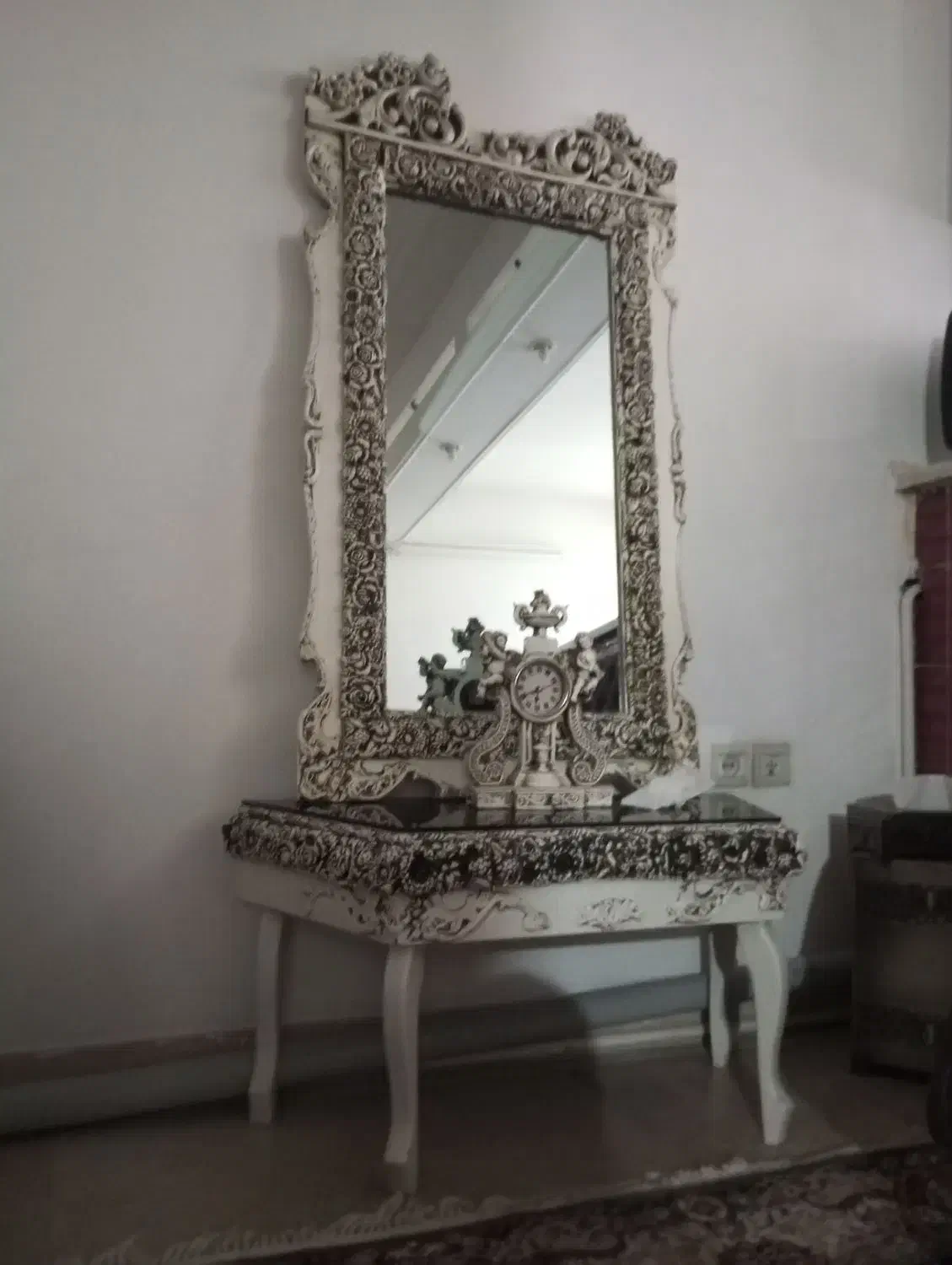 آینه شمعدان|آینه|قرچک, شهرک گلها|دیوار